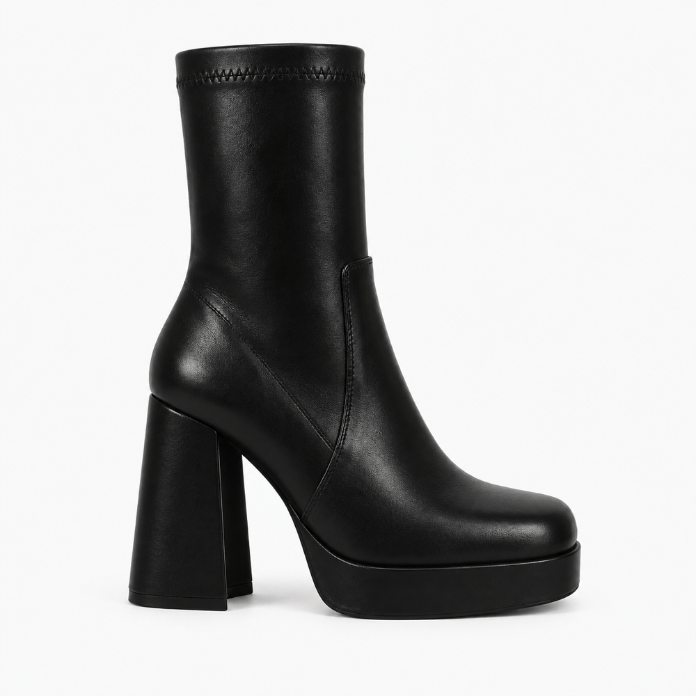 Women's Black Leather Block-Heeled Boots
